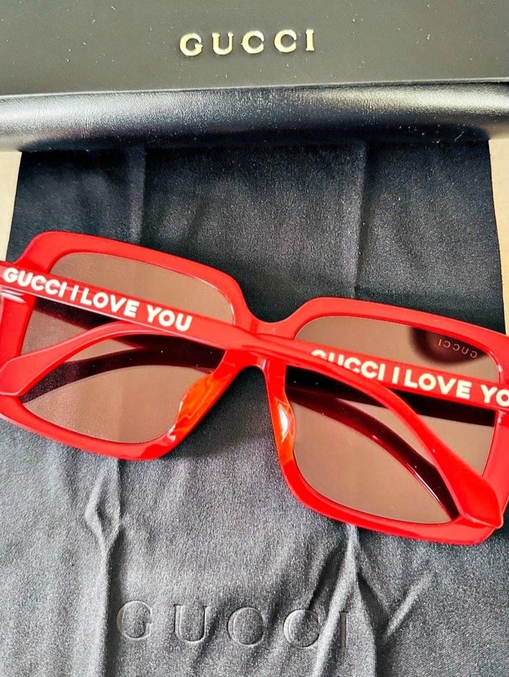 Gucci I Love You Oversized Square Sunglasses Red